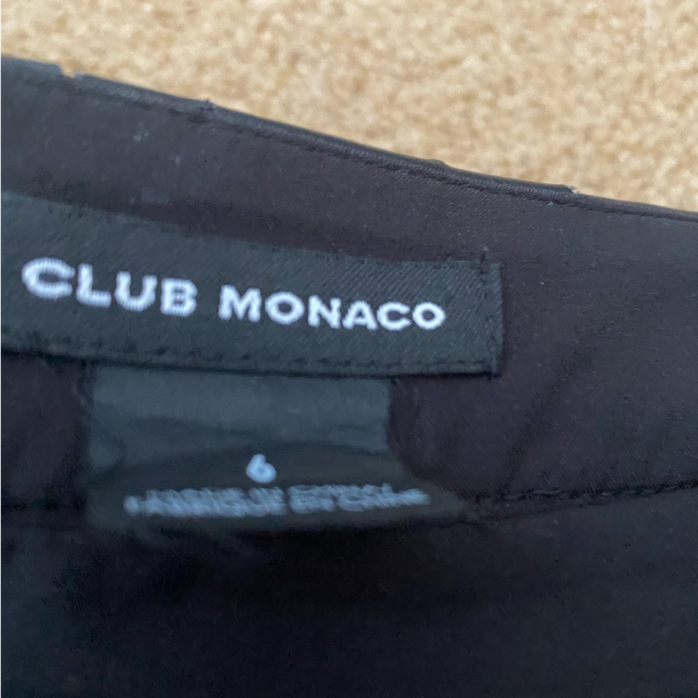 Club Monaco Mairin faux leather laser cut pleated skirt Size 6 - Picture 5 of 6
